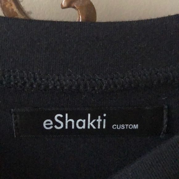 Long a line dress - Picture 2 of 4